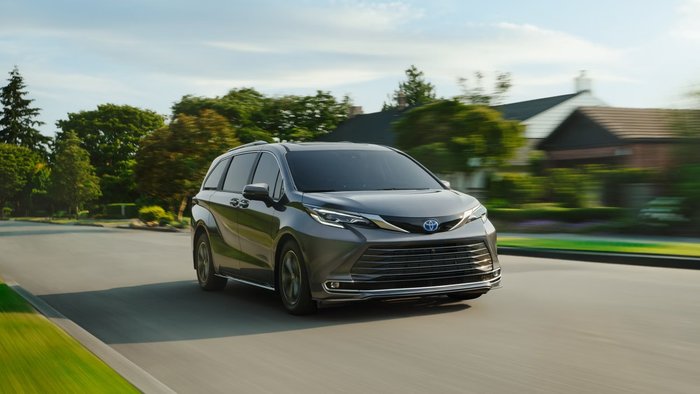 Câu Hỏi Thường Gặp về Toyota Sienna Lease: Giải Đáp Mọi Thắc Mắc (Giải đáp các câu hỏi thường gặp, giúp người dùng yên tâm hơn khi thuê xe)